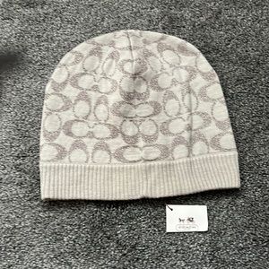 Womens Coach beanie